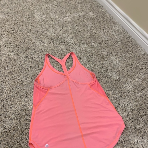 Lululemon neon pink tank size 6 - Picture 2 of 3